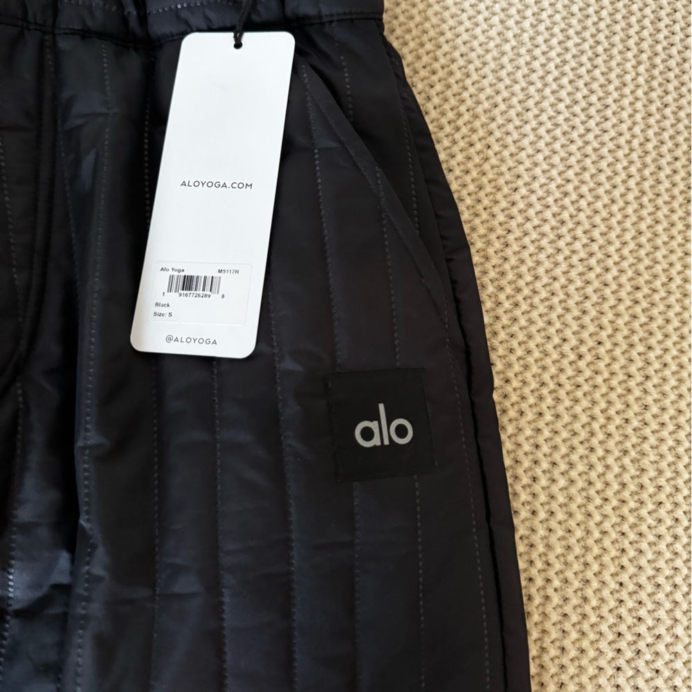 Alo Future Pant - Brand New